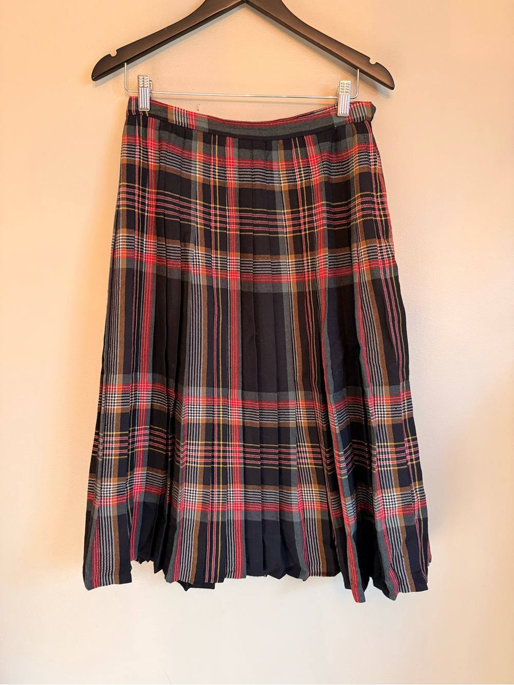 Vintage Highland Queen 100% Pure Virgin Wool Pleated Plaid Kilt Skirt - Size 12